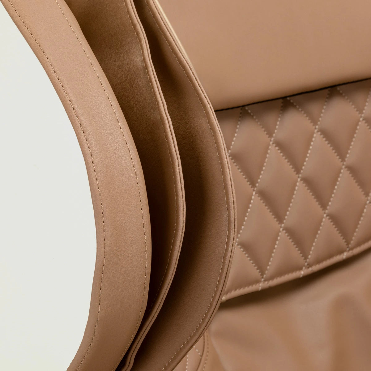 Sakura Luxury 808 massage chair white and beige