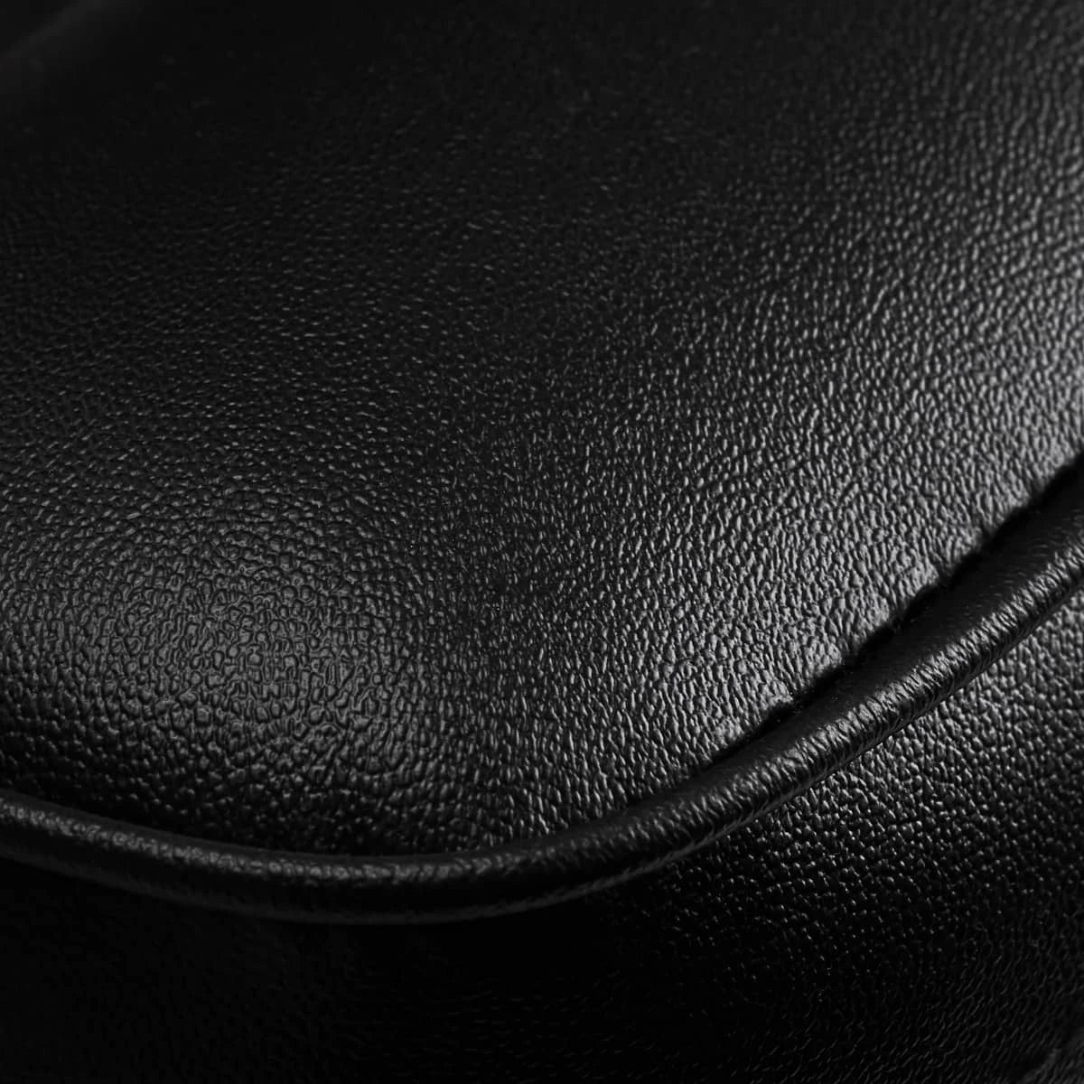 Hairdressing chair Gabbiano Florence with an adjustable black headrest