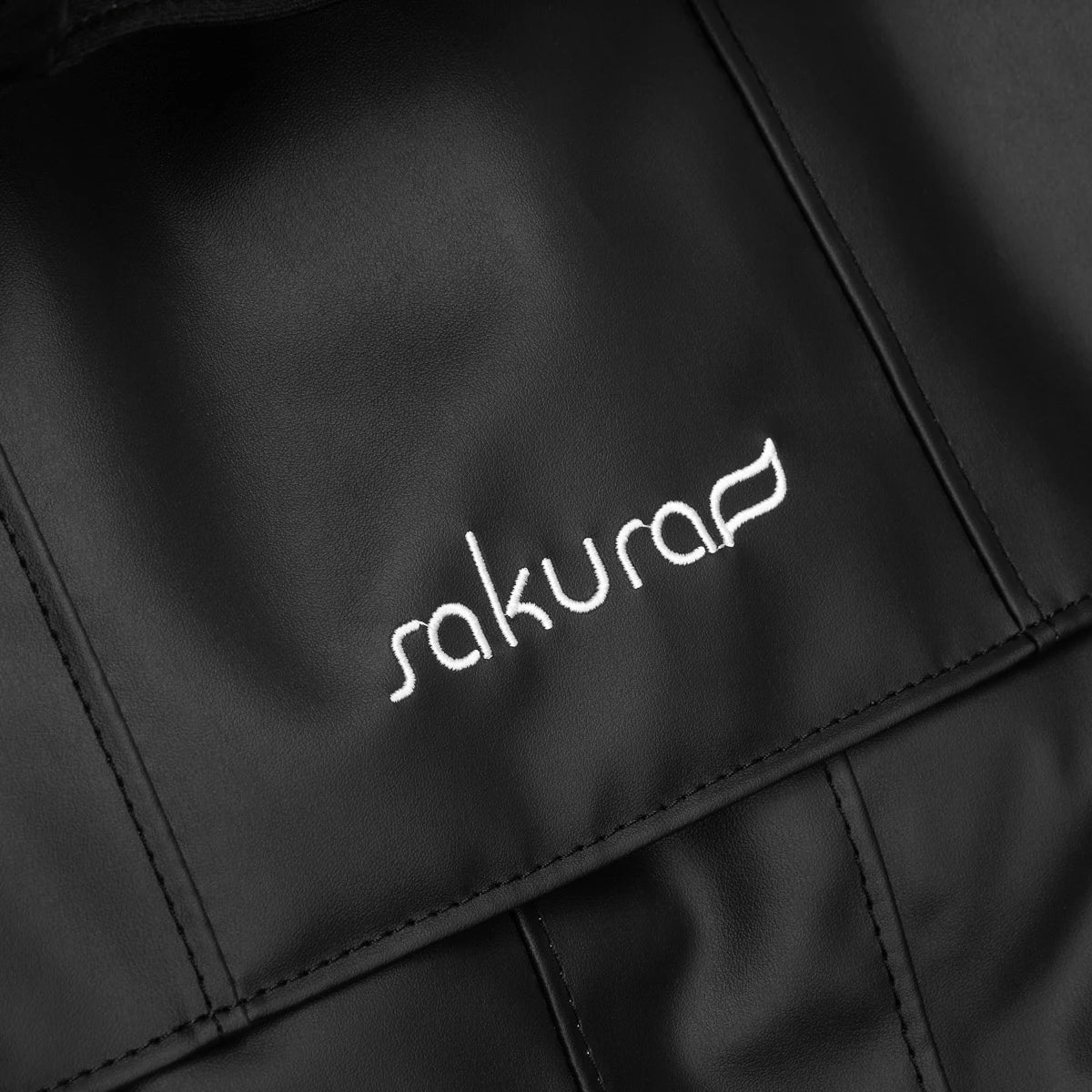 Sakura Masāžas galds 305, koks ādā