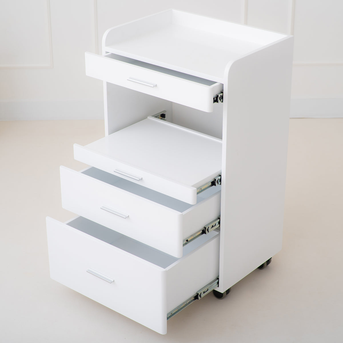 Lumi Cosmetic Assistant