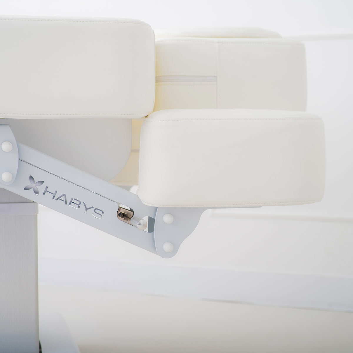 Prestia White elektriline kosmeetiku kliendivoodi