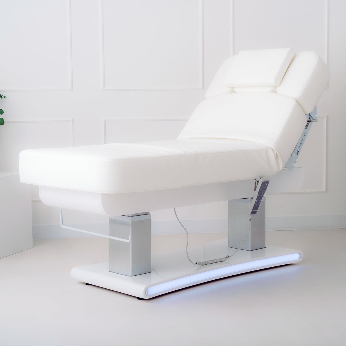Prestia White elektriline kosmeetiku kliendivoodi